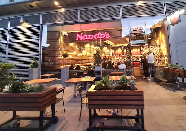 Nando's Victoria - Cardinal Place